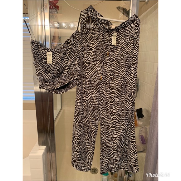 Zebra Pant Set - Picture 2 of 5